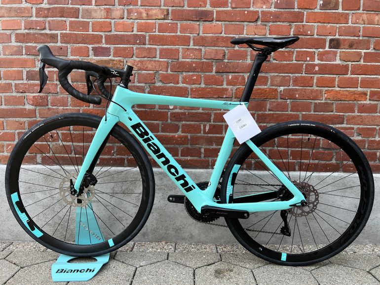 Used Bianchi Aria Disc Carbon 2023 Road & Gravel, Green — image 3 of 13