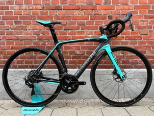 Bianchi - Bianchi Oltre XR3 CV Disc/Carbon/Size 53/Shimano 105/Good Condition!, 2021