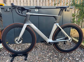 Used Cannondale SystemSix Hi-MOD Ultegra Di2 2022 2022 Road & Gravel, Hellgrau — image 2 of 20