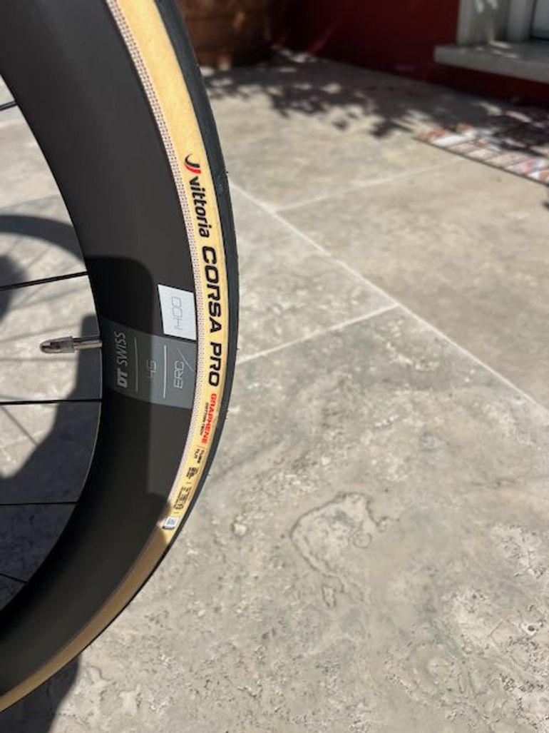 Brugt Focus IZALCO MAX 9.9 2024 2024 Road & Gravel — billede 4 af 10