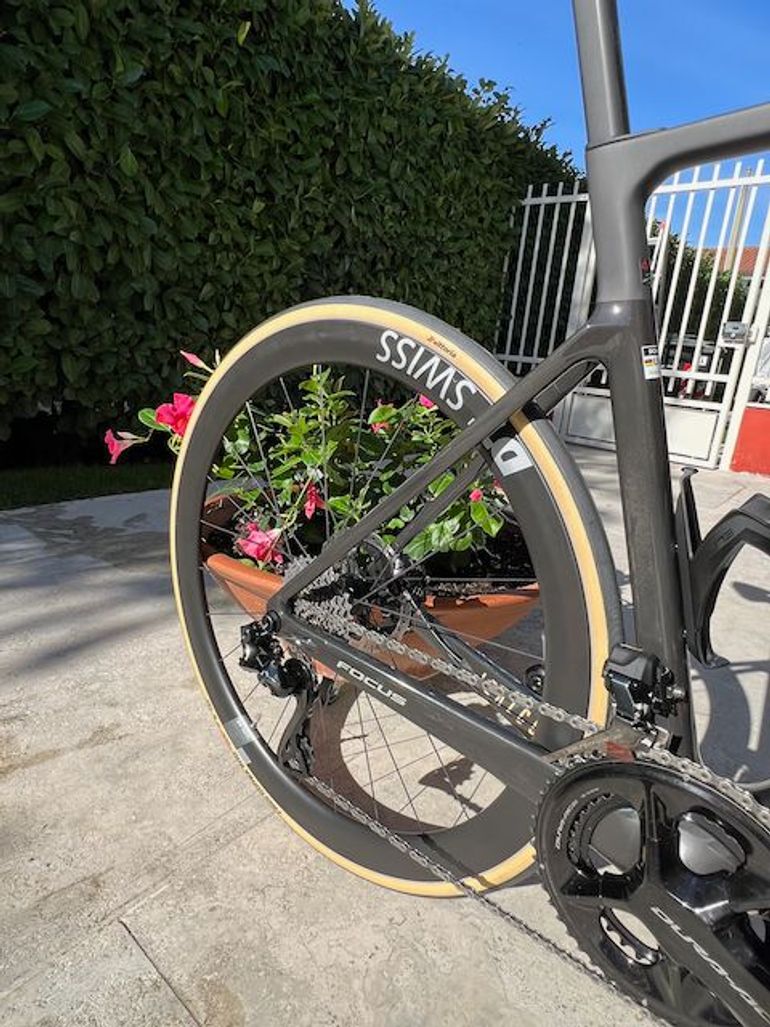 Brugt Focus IZALCO MAX 9.9 2024 2024 Road & Gravel — billede 5 af 10