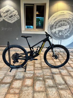 Santa Cruz - 5010 X0 AXS / Carbon CC 2024, 2024