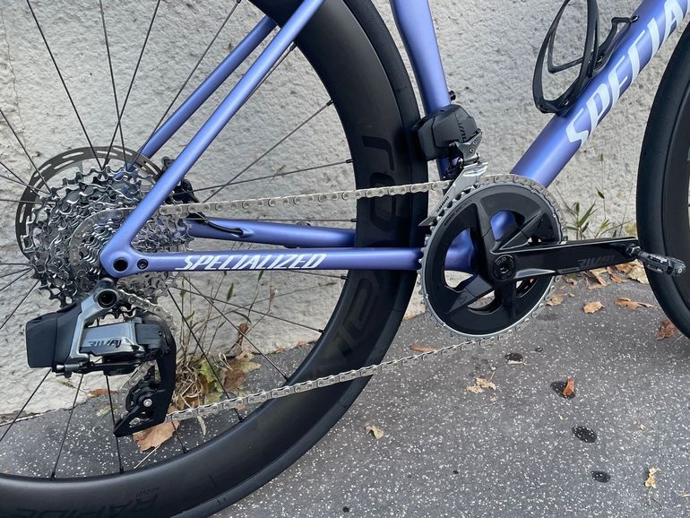 Used Specialized Tarmac SL8 Expert 2024 2024 Road & Gravel, Morado — image 4 of 16