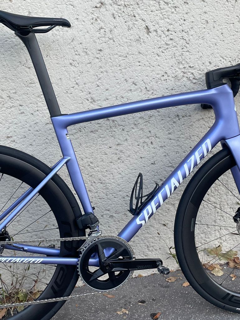 Used Specialized Tarmac SL8 Expert 2024 2024 Road & Gravel, Morado — image 3 of 16