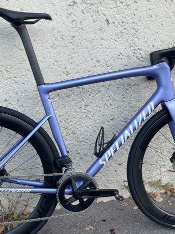 Used Specialized Tarmac SL8 Expert 2024 2024 Road & Gravel, Morado — image 11 of 16
