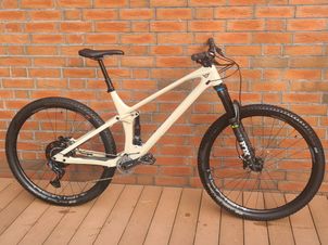 YT Industries - IZZO Comp 2020, 2020