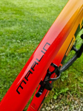 Used Trek Marlin 7 2022 Mountainbike, Red — image 4 of 23