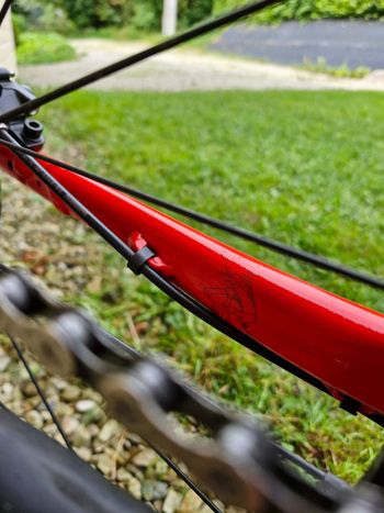 Used Trek Marlin 7 2022 Mountainbike, Red — image 7 of 23