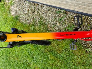Used Trek Marlin 7 2022 Mountainbike, Red — image 3 of 23