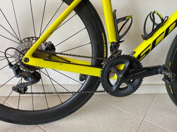Scott Addict RC 30 2021 2021 Road & Gravel usato, Arancione — immagine 3 di 9
