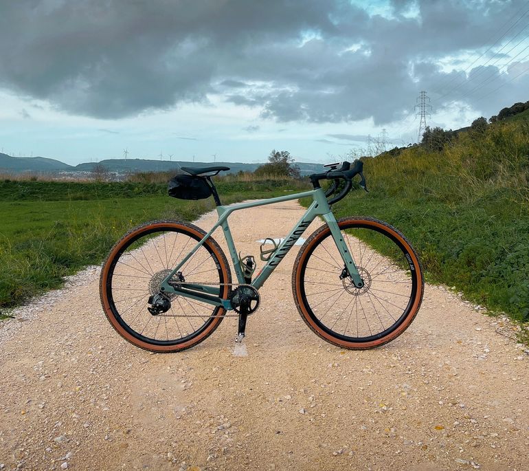 Used Canyon Grizl CF SL 7 eTap 2023 2023 Road & Gravel, Green — image 1 of 5