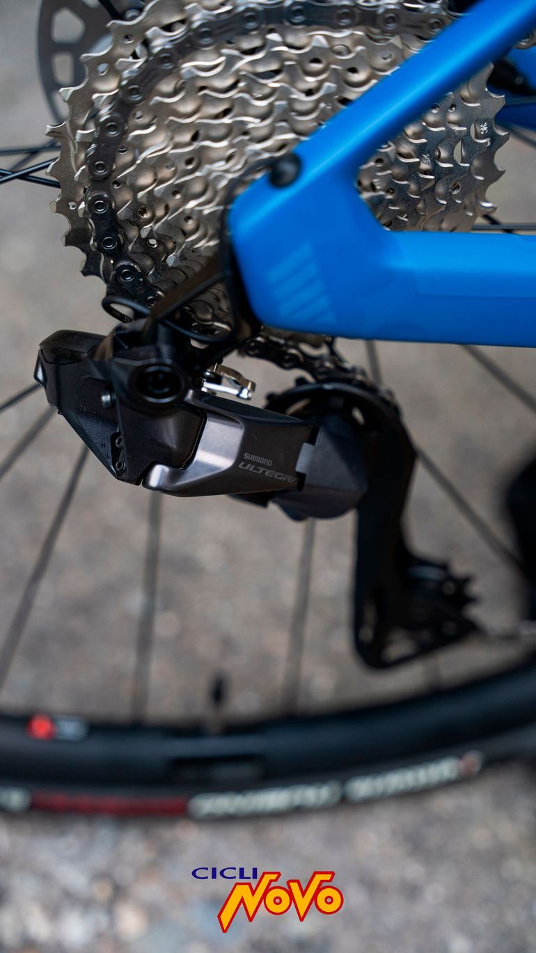 Used BMC Roadmachine TWO 2024 2024 Road & Gravel, Black — image 10 of 15