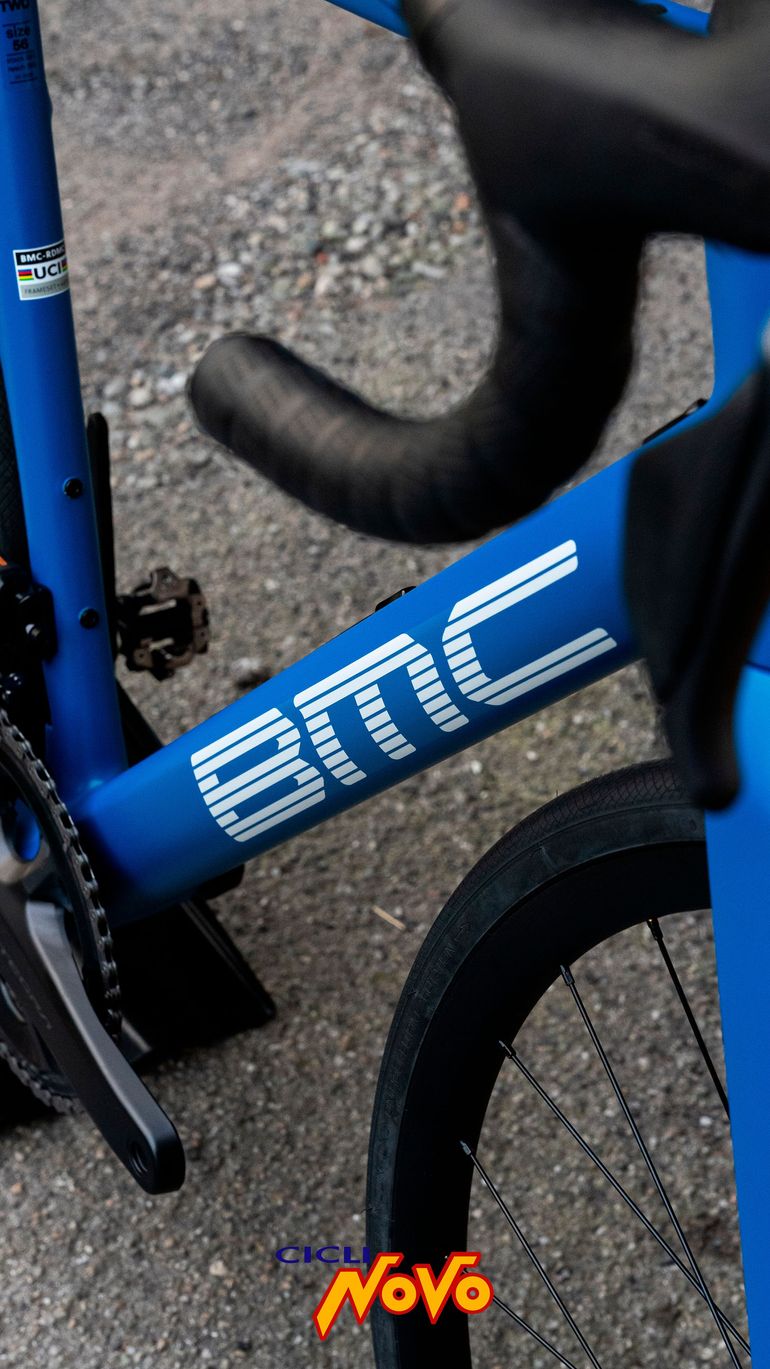 Used BMC Roadmachine TWO 2024 2024 Road & Gravel, Black — image 4 of 15