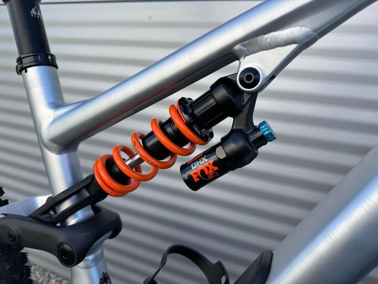 Specialized 15 Fox Coil Alloy 2025