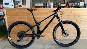 YT Industries - Izzo CORE 4 29, 2022