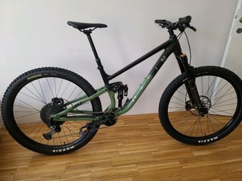 Used Marin Rift Zone 29" XR 2023 2023 Mountainbike, Green, 29 — image 3 of 11