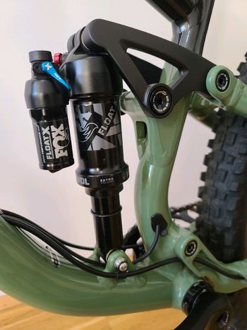 Used Marin Rift Zone 29" XR 2023 2023 Mountainbike, Green, 29 — image 4 of 11