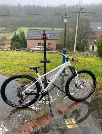 Used Canyon Stoic 2 2023 2023 Mountainbike, White, 27.5, 29 — image 1 of 4