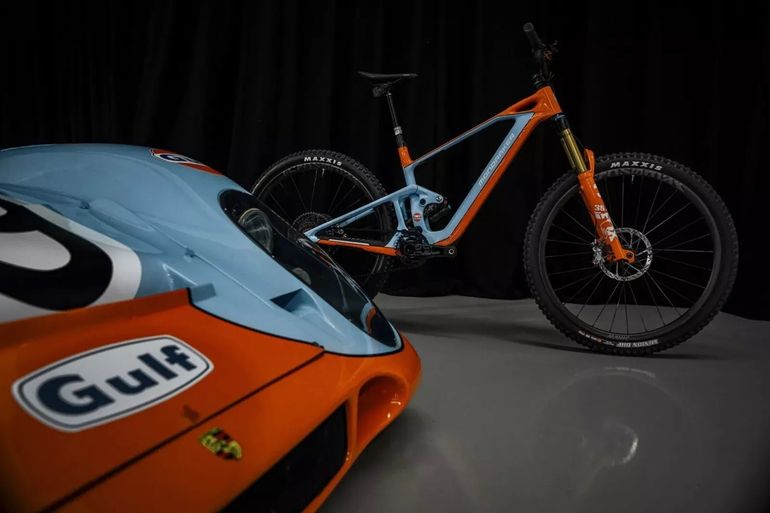 Mondraker Gulf Edition Limited Edition 2024 Mountainbike d'occasion — image 8 sur 9