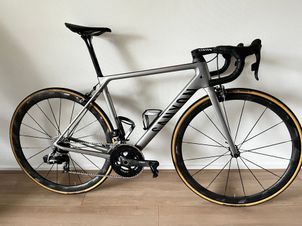 Canyon - Ultimate CF SLX 9.0 2018, 2018