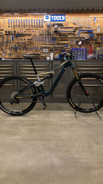 Used Orbea Rallon Shimano Deore XT 2023 Mountainbike, Black — image 1 of 15