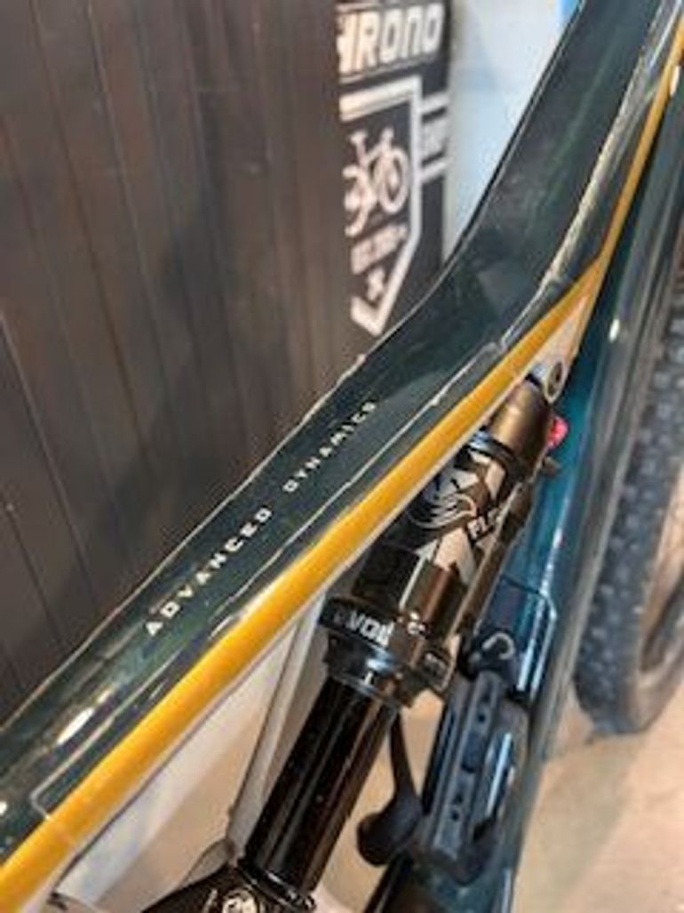 Used Orbea Rallon Shimano Deore XT 2023 Mountainbike, Black — image 7 of 15