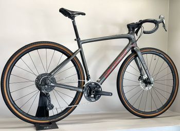 Used Specialized Diverge Sport Carbon 2021 2021 Road & Gravel, Light Gray — image 1 of 16