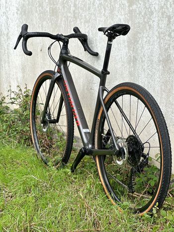 Used Specialized Diverge Sport Carbon 2021 2021 Road & Gravel, Light Gray — image 9 of 16