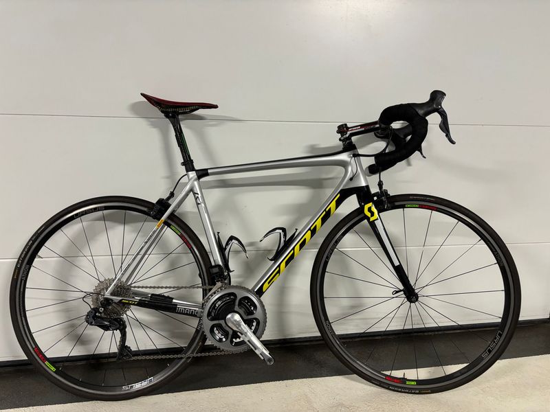 Použité Scott Addict RC 20 2019 2019 Road & Gravel