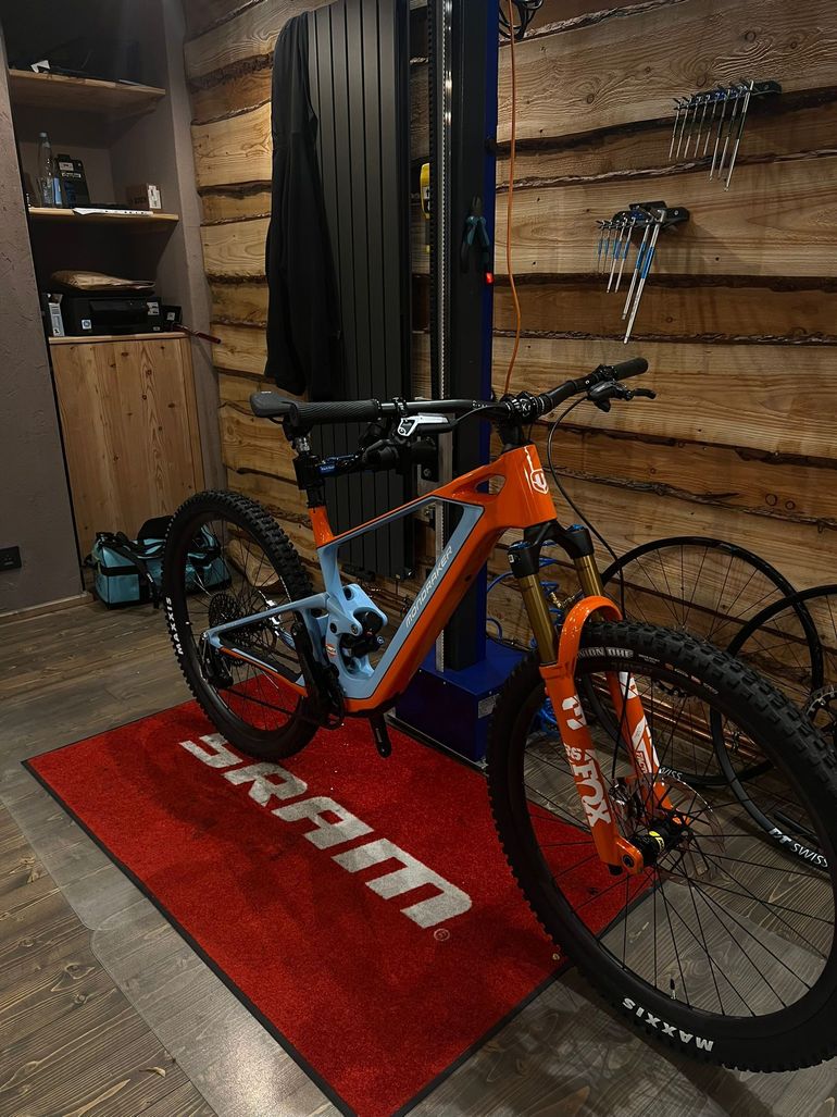 Brugt Mondraker NEAT RR SL 2024 2024 Mountainbike — billede 2 af 3