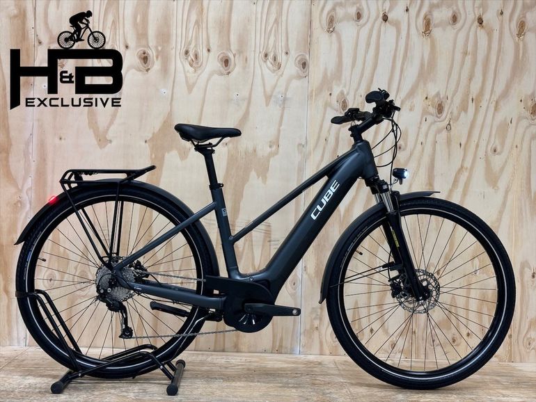 Used CUBE Touring hybrid one 500 SHIMANO 2023 Mountainbike, Black — image 1 of 14