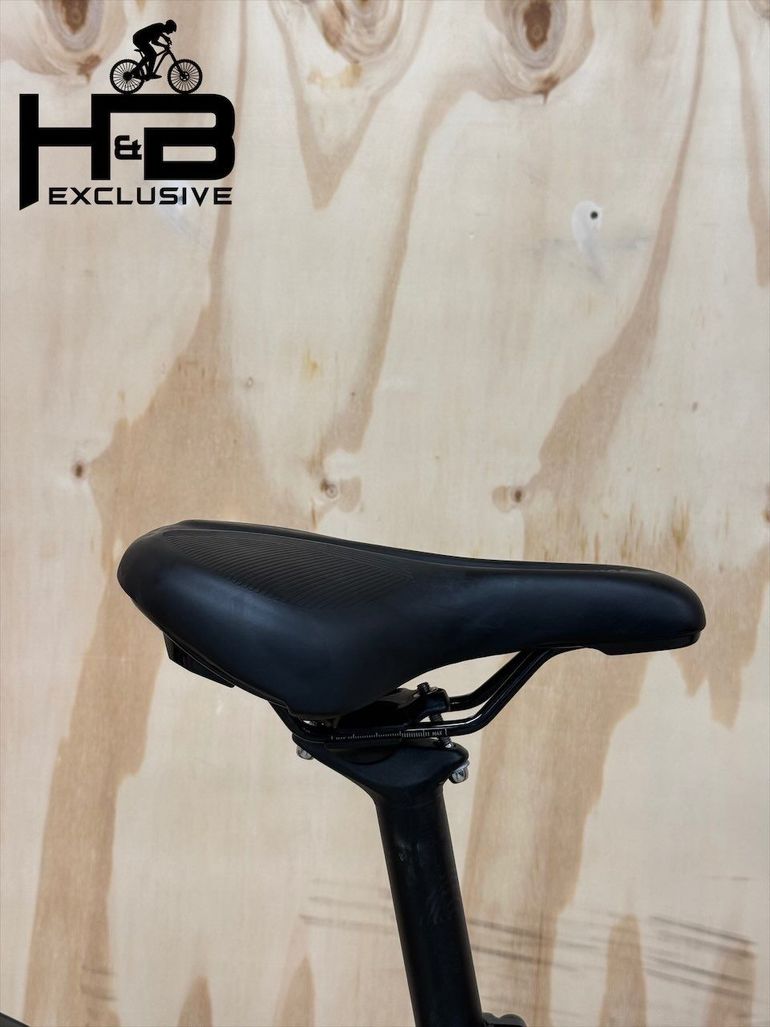 Used CUBE Touring hybrid one 500 SHIMANO 2023 Mountainbike, Black — image 10 of 14