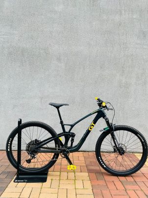 GT - Sensor ST Carbon Elite, 2024