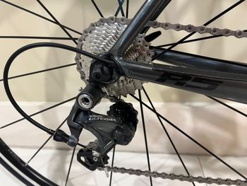 Used Cervélo R5 Dura-Ace 9000 2016 Road & Gravel, Black — image 4 of 11