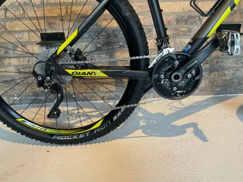 Used Giant Talon 1 2021 Mountainbike, Black — image 3 of 19