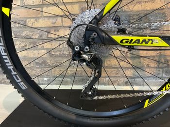 Used Giant Talon 1 2021 Mountainbike, Black — image 19 of 19