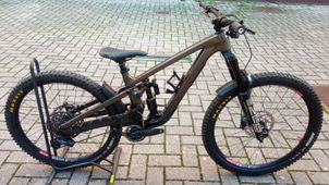 Trek - Slash 8 Gen 6, 2024