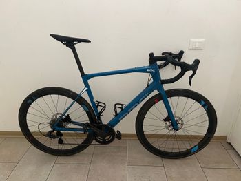 Used BMC Roadmachine 01 MOD 2023 2023 Road & Gravel