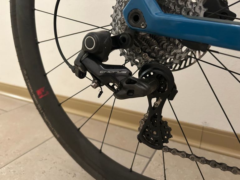 Tweedehands BMC Roadmachine 01 MOD 2023 2023 Road & Gravel — afbeelding 3 van 7