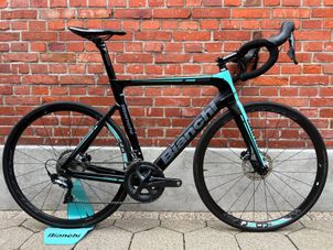 Bianchi - Bianchi Aria Disc Full Carbon/Shimano Ultegra 2x11/Size 57/8,1Kg/Good Condition!, 2021