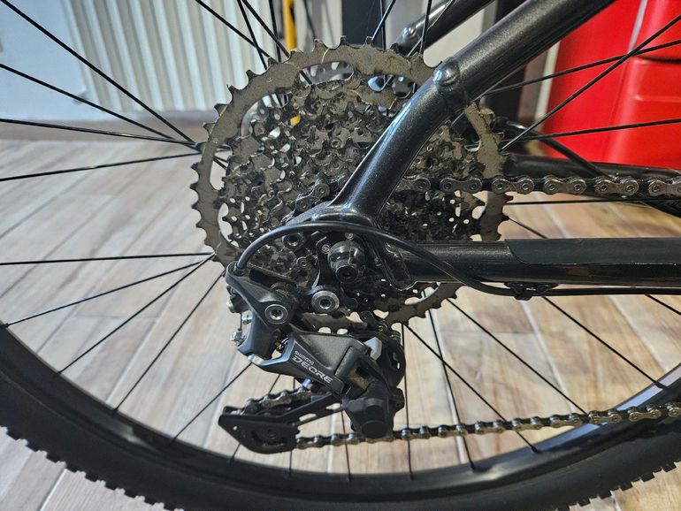 Used Trek Marlin 6 2022 Mountainbike — image 6 of 6