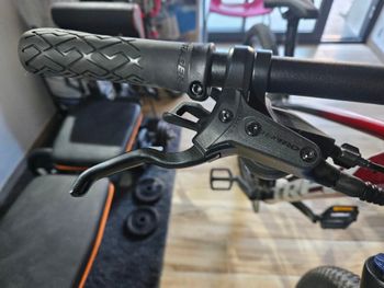 Used Trek Marlin 6 2022 Mountainbike — image 2 of 6