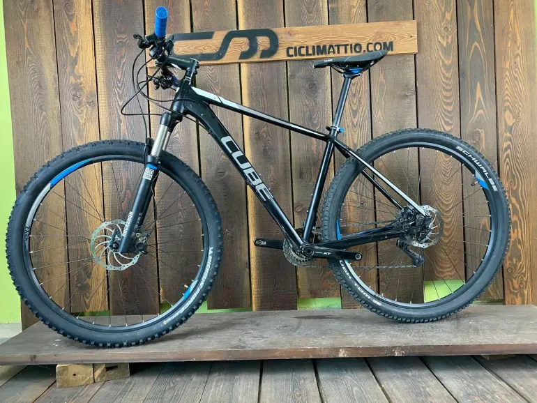 Used CUBE Limited Pro 2016 Mountainbike, Nero — image 1 of 8
