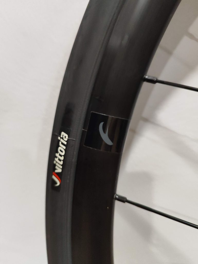 Used Focus IZALCO MAX 8.7 2024 2024 Road & Gravel, Black — image 9 of 11