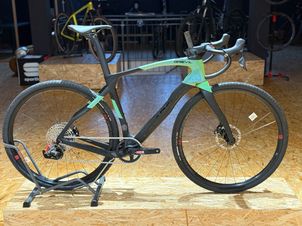 Pinarello - GREVIL F7 - SRAM RIVAL ETAP AXS 2023, 2023