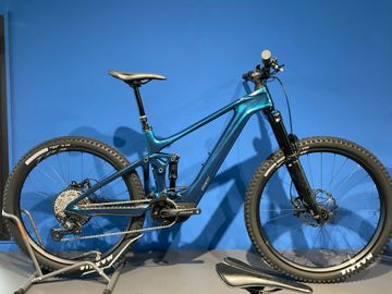 Käytetty Giant Trance X Advanced E+ Elite 2 2024 2024 MTB