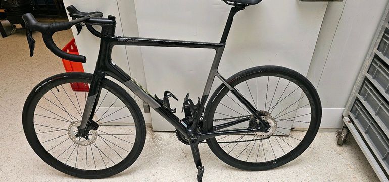 Cannondale SuperSix EVO Carbon Disc 105 Di2 used in 58 cm buycycle