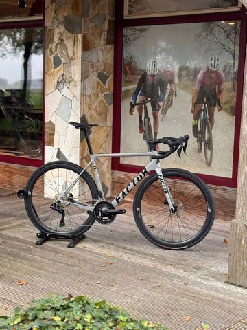 Gebrauchtes Factor Shattered Grey 2024 Road & Gravel