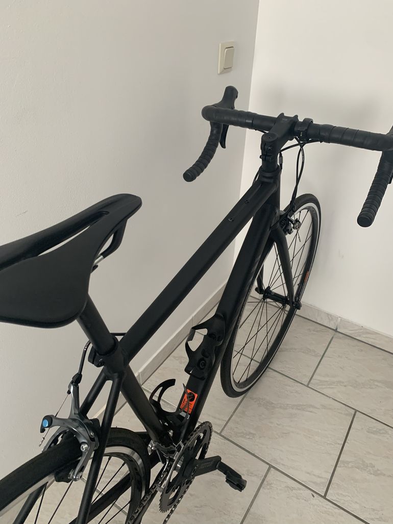 Used Canyon Endurace 6 RB 2022 Road & Gravel, Schwarz — image 3 of 7