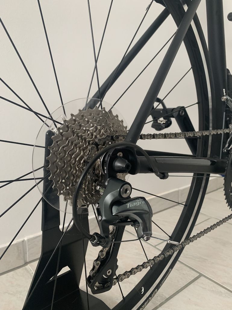 Used Canyon Endurace 6 RB 2022 Road & Gravel, Schwarz — image 4 of 7